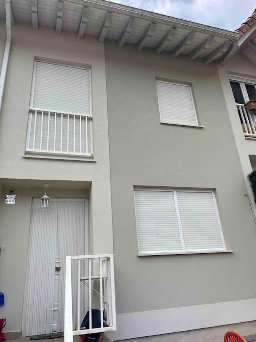 Casa En La Montana Con Piscina De Temporada Vila Arredondo Exterior foto