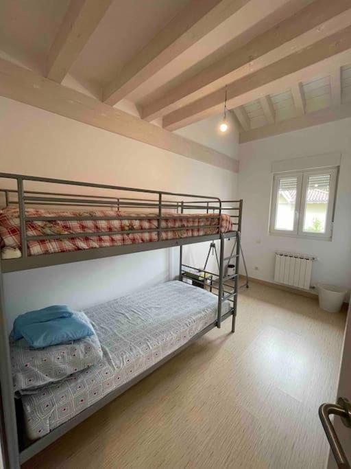 Casa En La Montana Con Piscina De Temporada Vila Arredondo Exterior foto